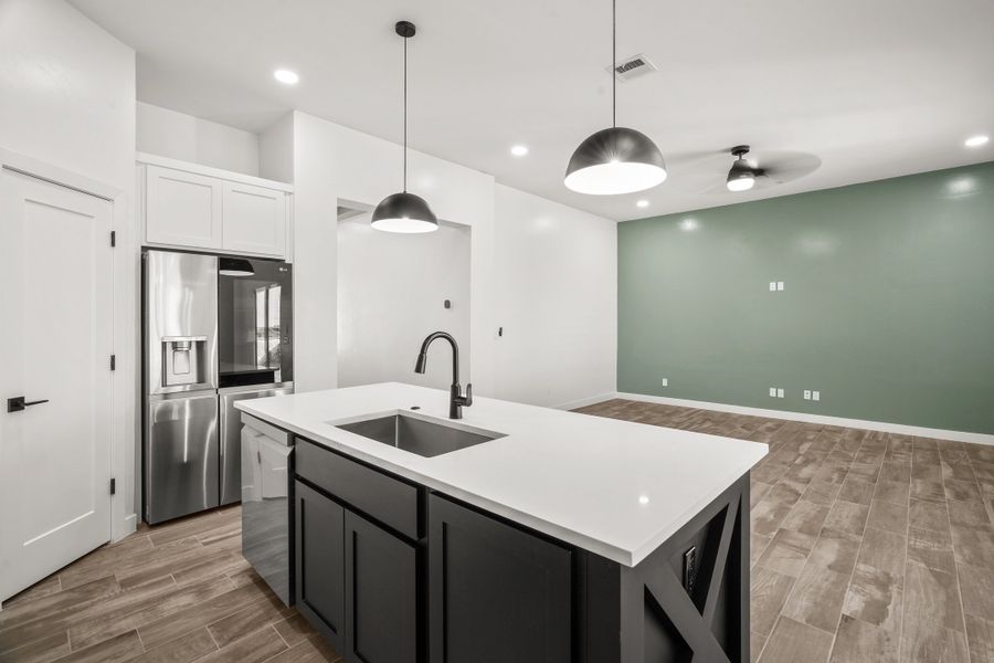 Furnished interior view inside a new home in Tierra Del Este 91, El Paso (Image 6). Furnished interior view inside a new home in Tierra Del Este 91, El Paso (Image 6).