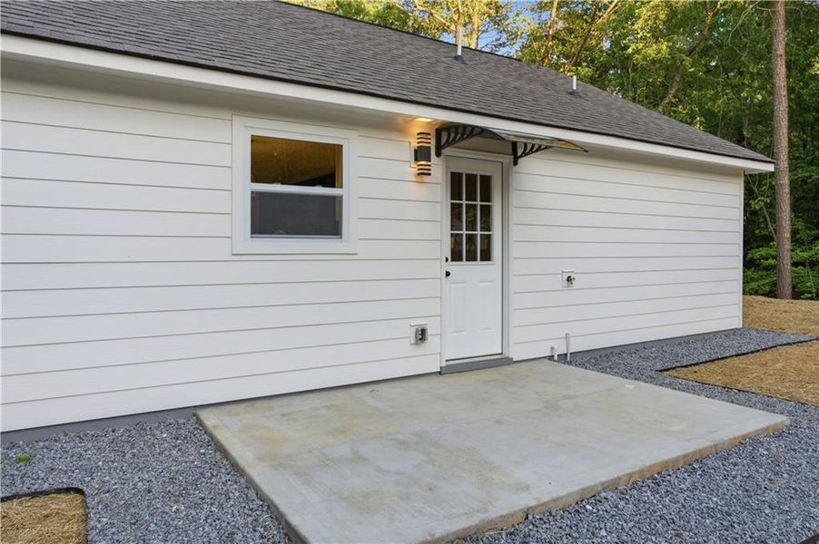 Exterior details and patio area of a home in , Cartersville (Image 17).