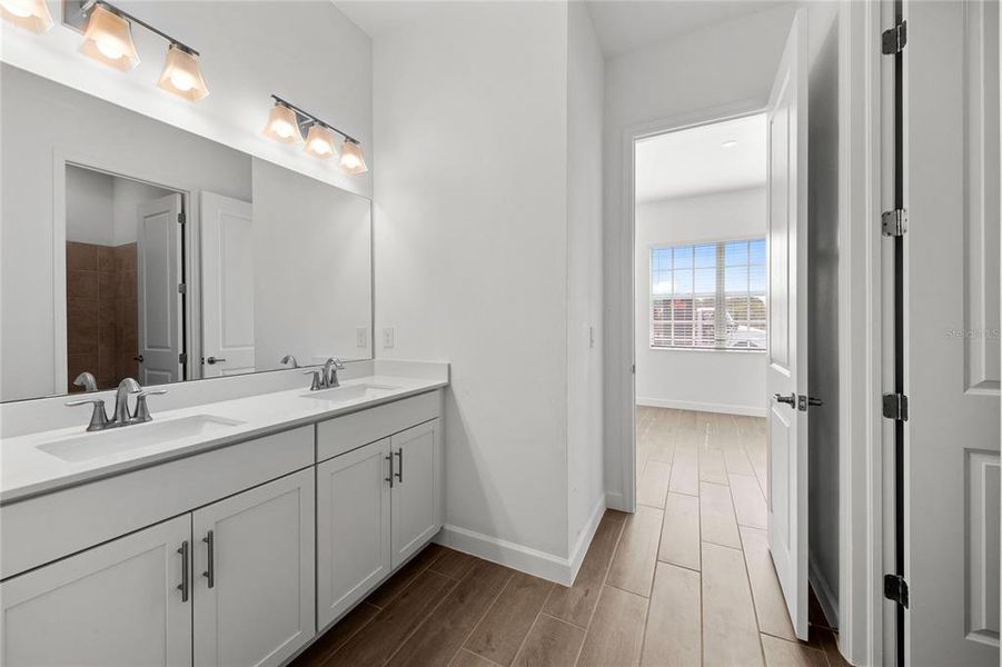 Furnished interior view inside a new home in Calusa Country Club, Lakewood Ranch (Image 11).