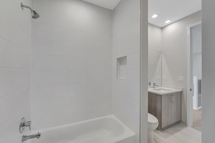 Furnished interior view inside a new home in Apex at Avenir, Palm Beach Gardens (Image 34). Furnished interior view inside a new home in Apex at Avenir, Palm Beach Gardens (Image 34).