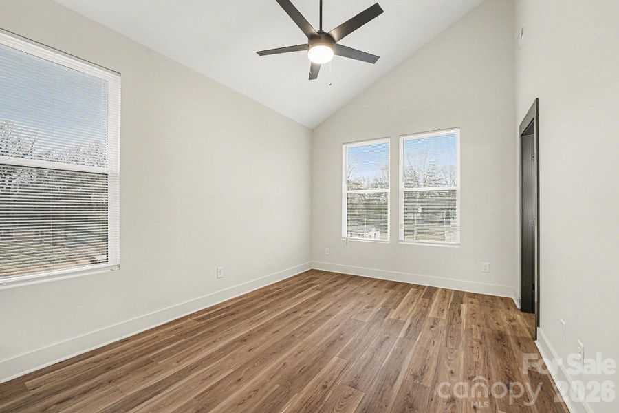Spacious, unfurnished interior of a new home in , Concord (Image 13).