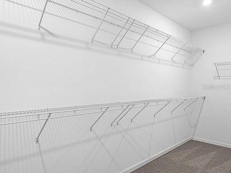 Spacious, unfurnished interior of a new home in Royal Highlands, Brooksville (Image 28).