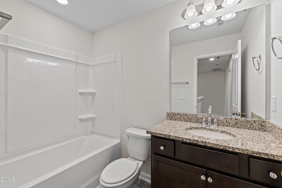 36-1395 Hasse Ave _0436 36-1395 Hasse Ave _0436