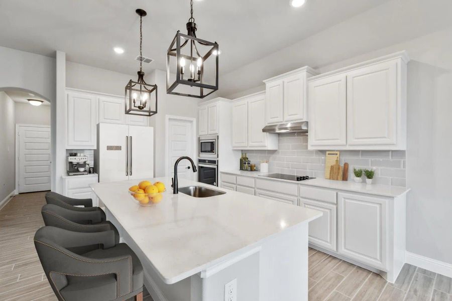 Kitchen | Concept 2373 at Coyote Crossing in Godley, TX by Landsea Homes Kitchen | Concept 2373 at Coyote Crossing in Godley, TX by Landsea Homes