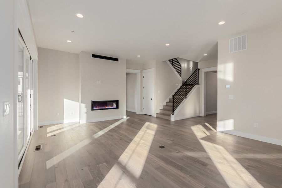 Representative unfurnished interior of a home built from the Luxe by Scott Felder Homes in Westerly, Erie (Image 17).