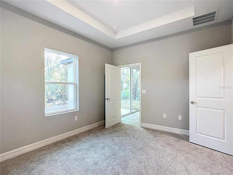 Spacious, unfurnished interior of a new home in , Lehigh Acres (Image 14).