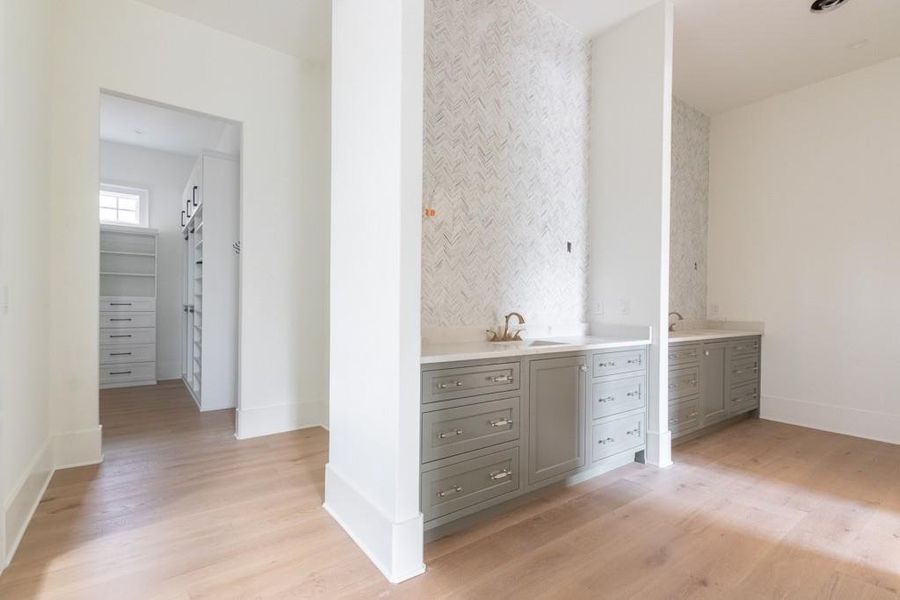 Image 52 of a home in .