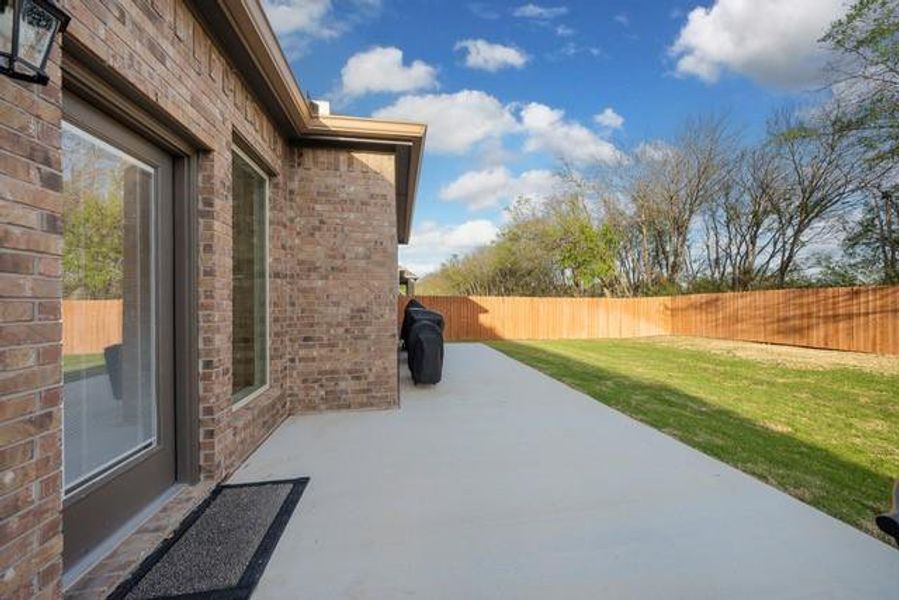 Exterior details and patio area of a home in , Waco (Image 3).