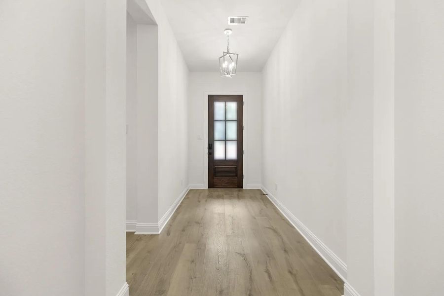 Brynlee II G Foyer