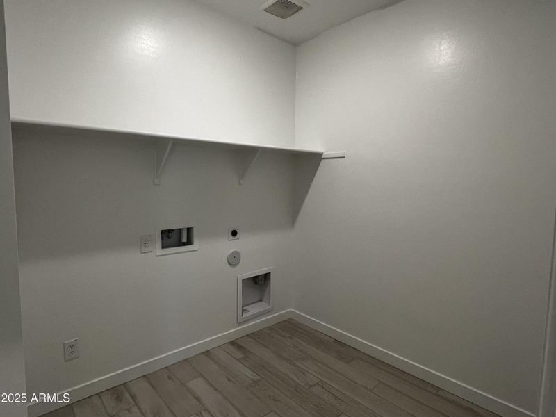 Lot 088 Laundry Room Lot 088 Laundry Room