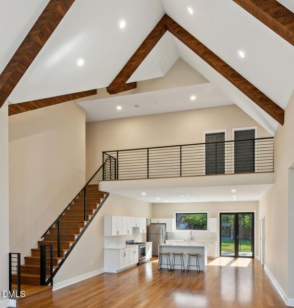 Vaulted Ceiling1 Vaulted Ceiling1