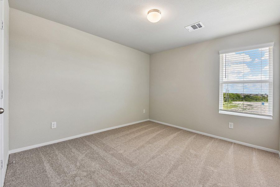Spacious, unfurnished interior of a new home in Edgebrooke, Pflugerville (Image 34).