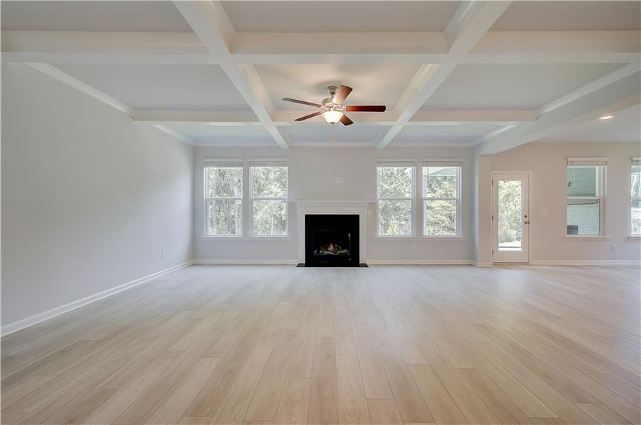 Spacious, unfurnished interior of a new home in Northcroft, Loganville (Image 8).