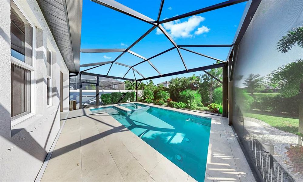 Exterior details and patio area of a home in , Sarasota (Image 4).