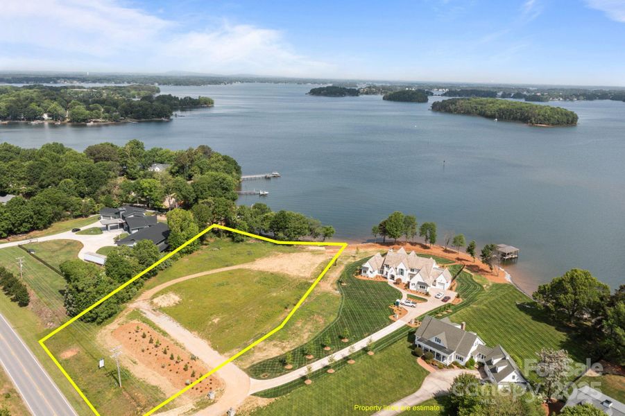 Image 10 of a home in .