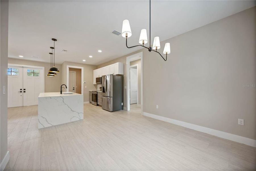 Spacious, unfurnished interior of a new home in , Port Charlotte (Image 26).