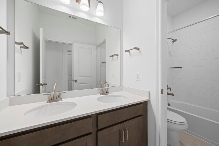 Sample product photo. Actual exterior and interior selections may vary by homesite. Photo may be virtually staged