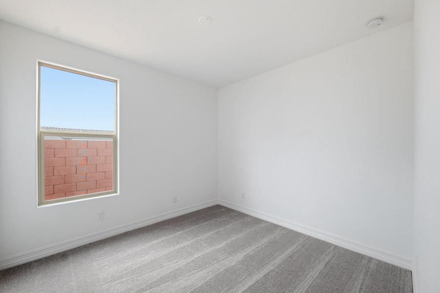 Spacious, unfurnished interior of a new home in Artisan at Asante, Surprise (Image 27).