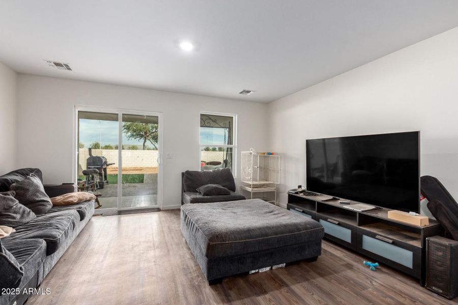 08-Naples 76 08-Naples 76