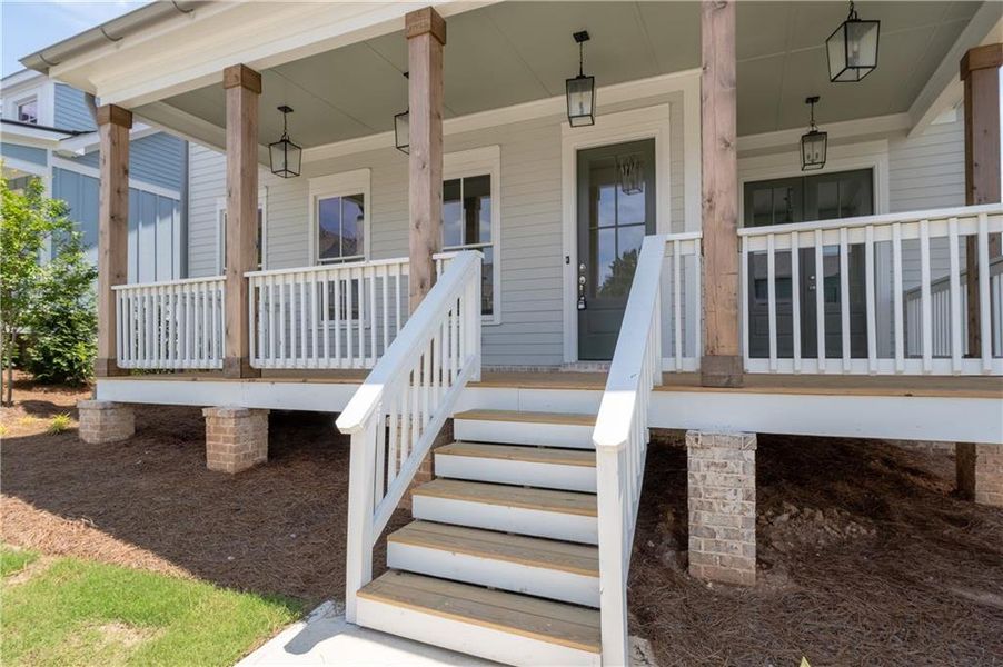 Exterior details and patio area of a home in , Alpharetta (Image 23).