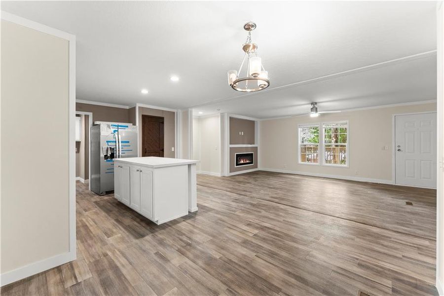 Spacious, unfurnished interior of a new home in , Homer (Image 25).