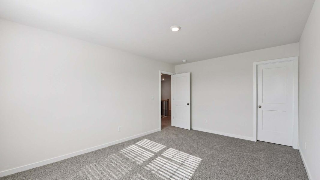 Spacious, unfurnished interior of a new home in Oak Grove Hill, Huntersville (Image 30). Spacious, unfurnished interior of a new home in Oak Grove Hill, Huntersville (Image 30).