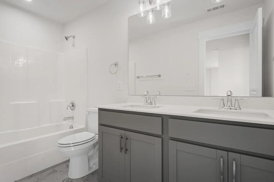 The Dahlia B Bathroom