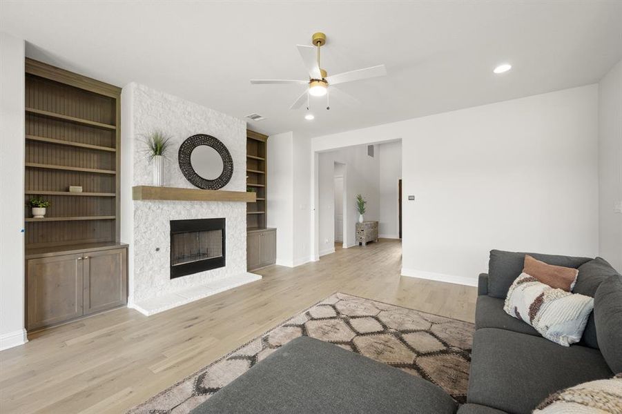 Furnished interior view inside a new home in Somerset - Phase 5, Mansfield (Image 17). Furnished interior view inside a new home in Somerset - Phase 5, Mansfield (Image 17).