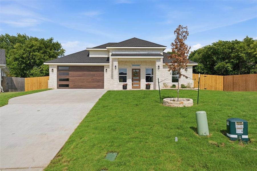 Front exterior of a new home in , Waco, TX, highlighting curb appeal (Image 2). Front exterior of a new home in , Waco, TX, highlighting curb appeal (Image 2).