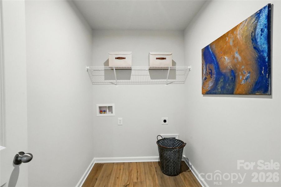 Photos from another completed Cascades for representation only. Eterior elevation/colors and interior finishes may vary.