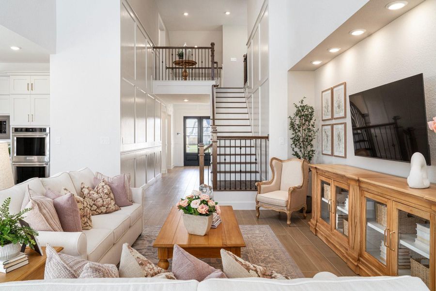 Furnished interior view inside a new home in Ellwood, Iowa Colony (Image 3).