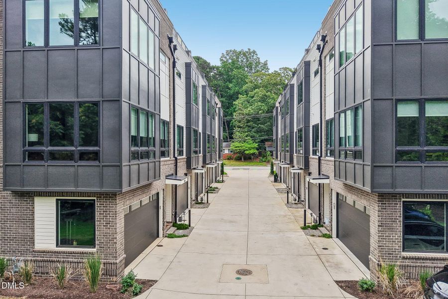 9-web-or-mls-216549 - 516 Edgecreek Ct-S