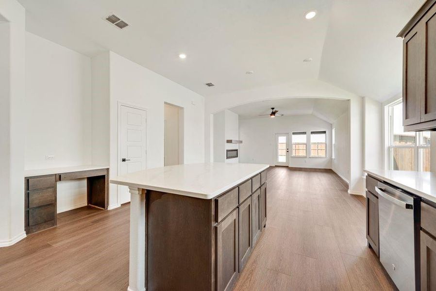 DFW-Meadow Park-Concept 2065--7541 Lavender Lane-Kitchen2-Risewell Homes