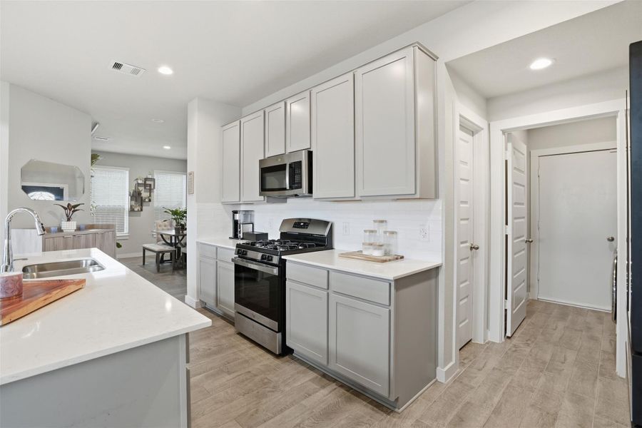 Furnished interior view inside a new home in Sheldon Ridge, Houston (Image 11).