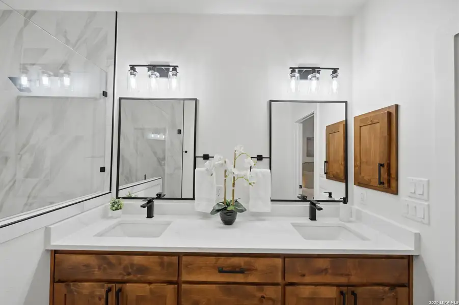 Furnished interior view inside a new home in , Canyon Lake (Image 8).