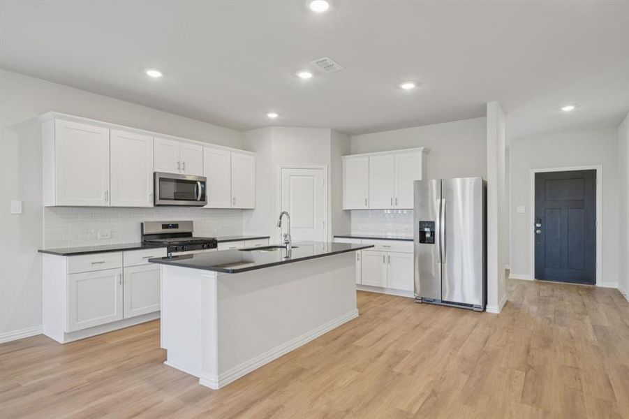 Furnished interior view inside a new home in River Ridge, Crandall (Image 16). Furnished interior view inside a new home in River Ridge, Crandall (Image 16).
