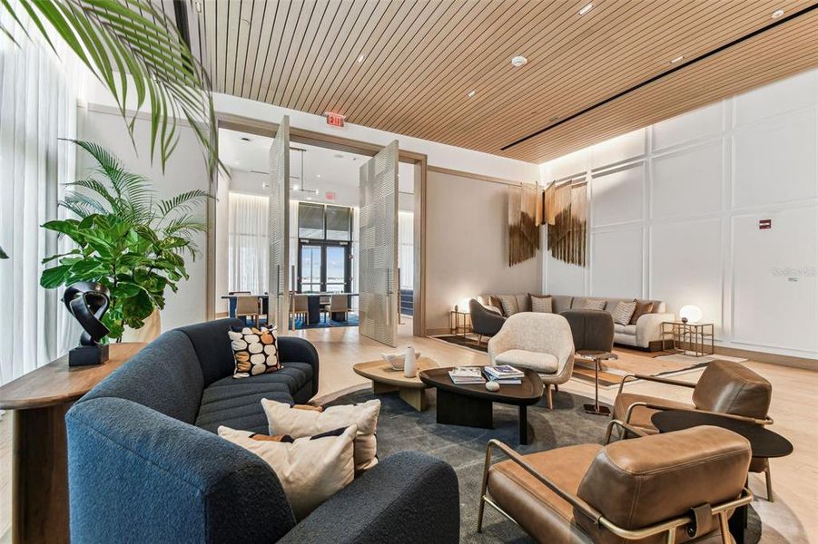 Community amenities in , Tampa (Image 43).