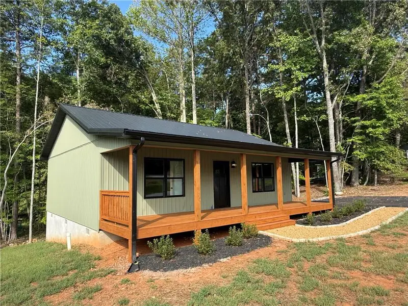 Exterior details and patio area of a home in , Dahlonega (Image 12).