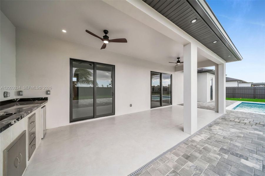 Exterior details and patio area of a home in , Cape Coral (Image 28).