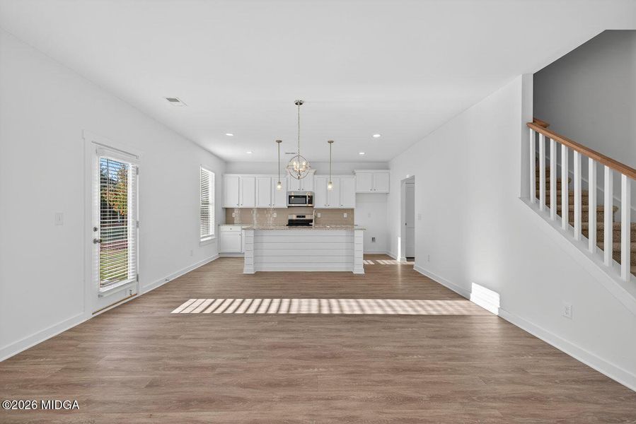 Spacious, unfurnished interior of a new home in Robins Estates, Warner Robins (Image 20).