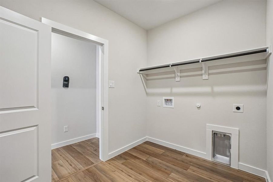 Spacious, unfurnished interior of a new home in Pennsylvania Avenue, Springtown (Image 21).