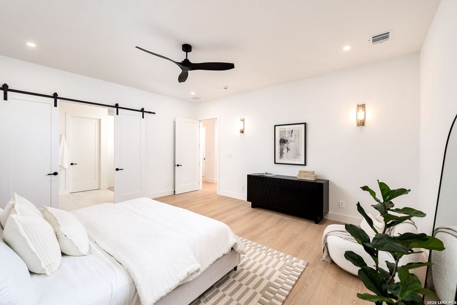 Furnished interior view inside a new home in , San Antonio (Image 18).