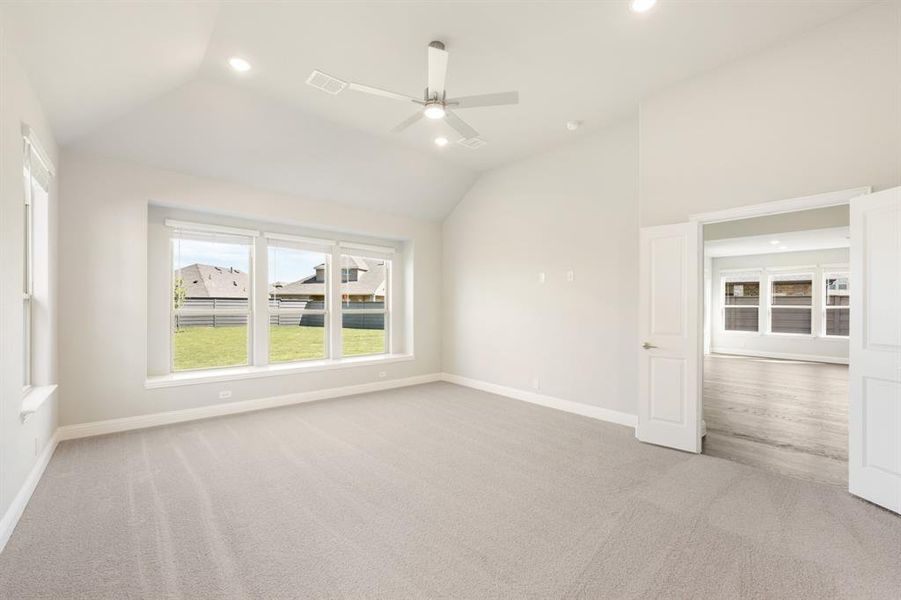 Spacious, unfurnished interior of a new home in Union Park Classic 55, Little Elm (Image 29). Spacious, unfurnished interior of a new home in Union Park Classic 55, Little Elm (Image 29).