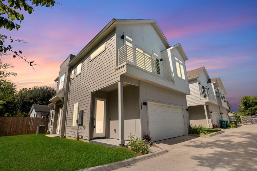 Front exterior of a new home in , Houston, TX, highlighting curb appeal (Image 1). Front exterior of a new home in , Houston, TX, highlighting curb appeal (Image 1).