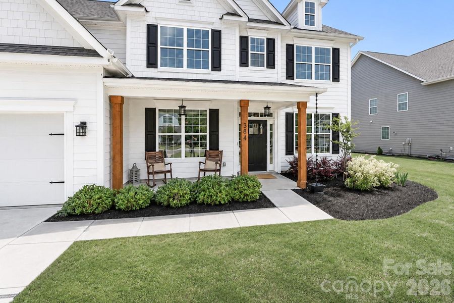 Exterior details and patio area of a home in Falls Cove, Troutman (Image 3).