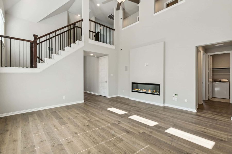 Spacious, unfurnished interior of a new home in Avondale, Fate (Image 18).
