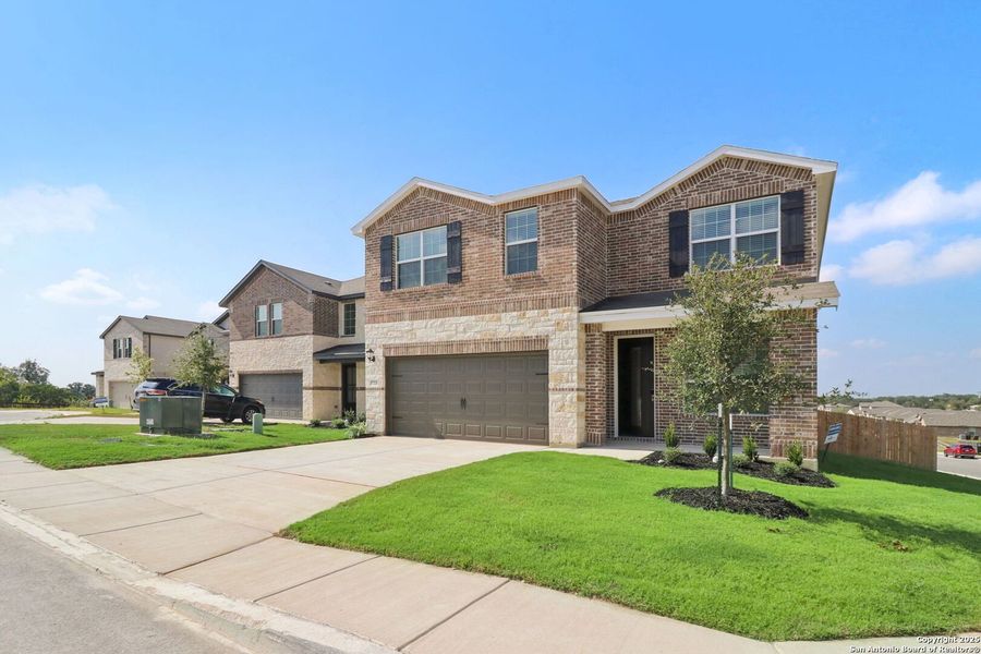 Image 47 of a home in Thomas Pond. Image 47 of a home in Thomas Pond.