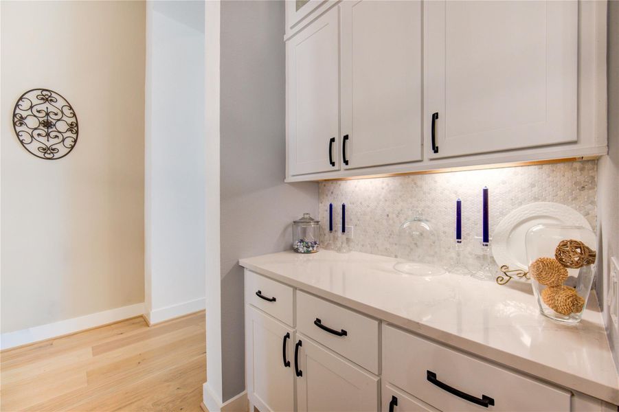 Refined Beverage Station