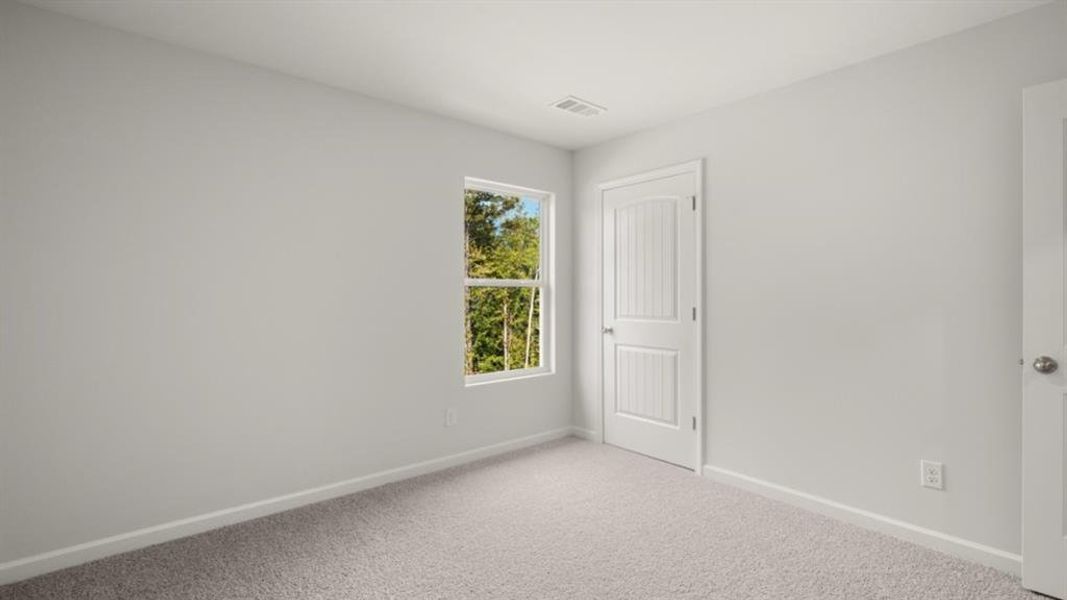 Spacious, unfurnished interior of a new home in Oconee Overlook, Gainesville (Image 16). Spacious, unfurnished interior of a new home in Oconee Overlook, Gainesville (Image 16).