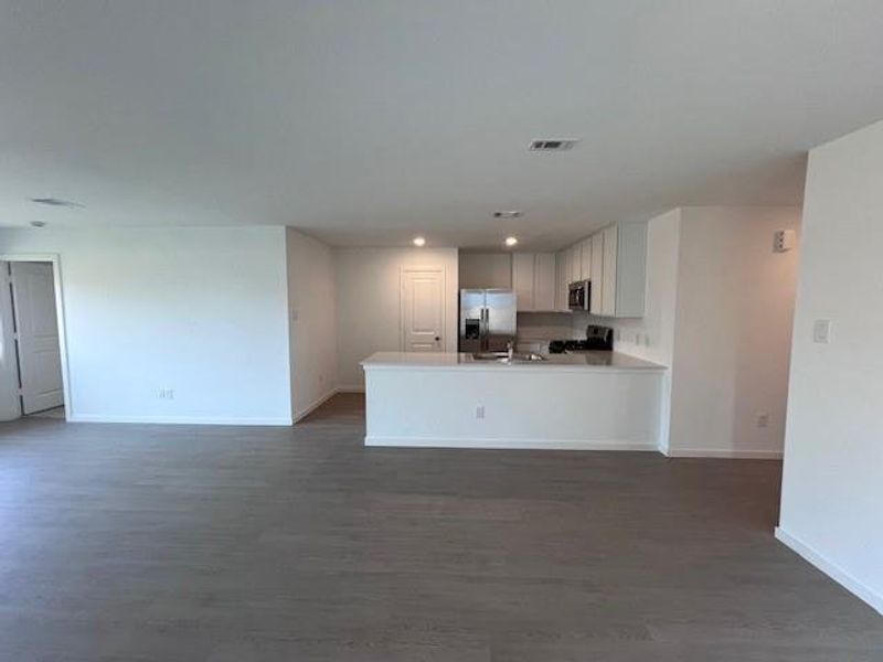 Pictures are representative of same floor plan - not actual home Pictures are representative of same floor plan - not actual home